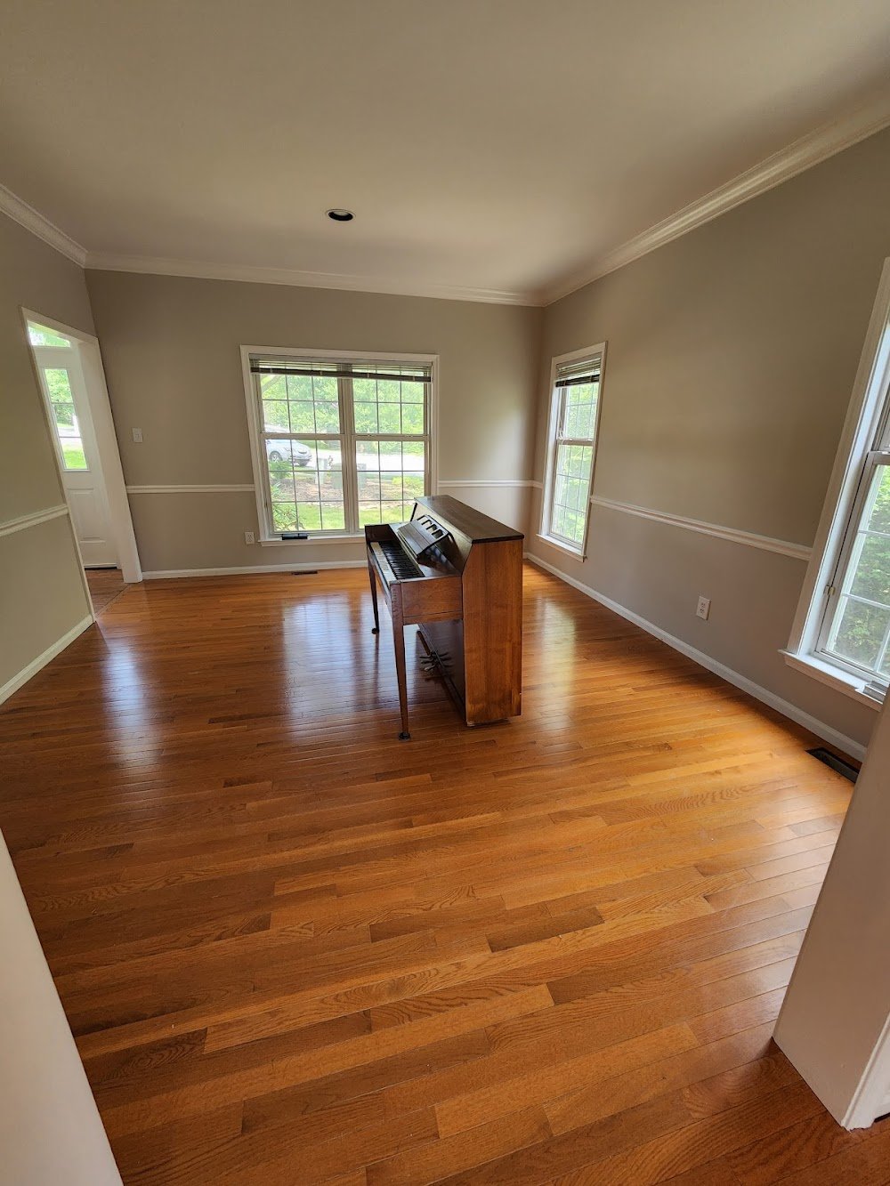 AMP Hardwood Flooring